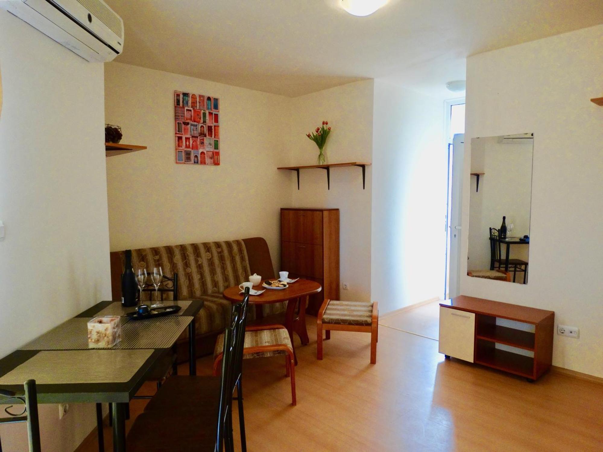 Rainbow 2 Holiday Complex Pantai Sunny Bagian luar foto