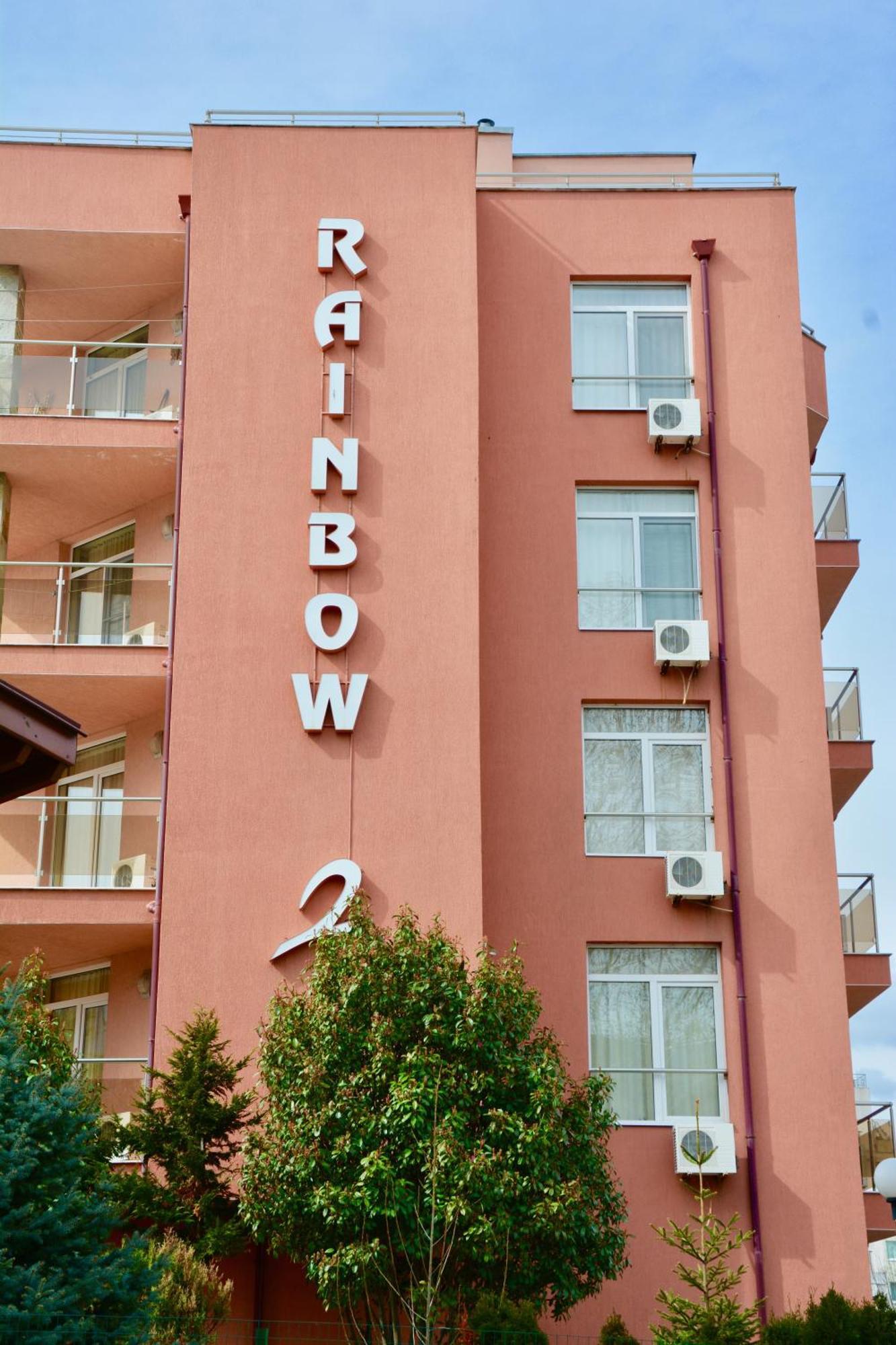 Rainbow 2 Holiday Complex Pantai Sunny Bagian luar foto