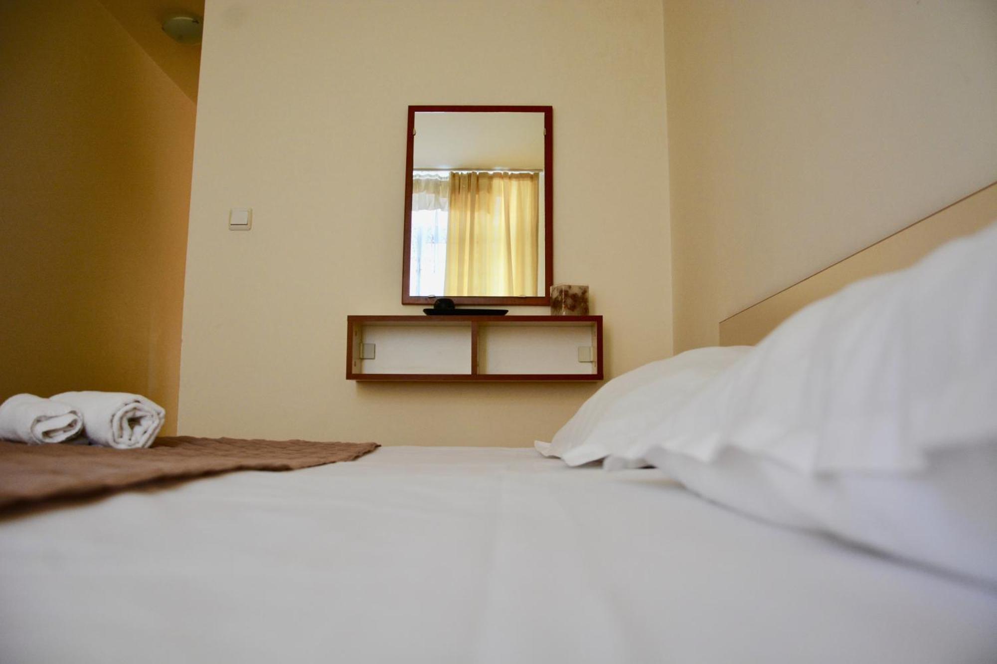 Rainbow 2 Holiday Complex Pantai Sunny Bagian luar foto