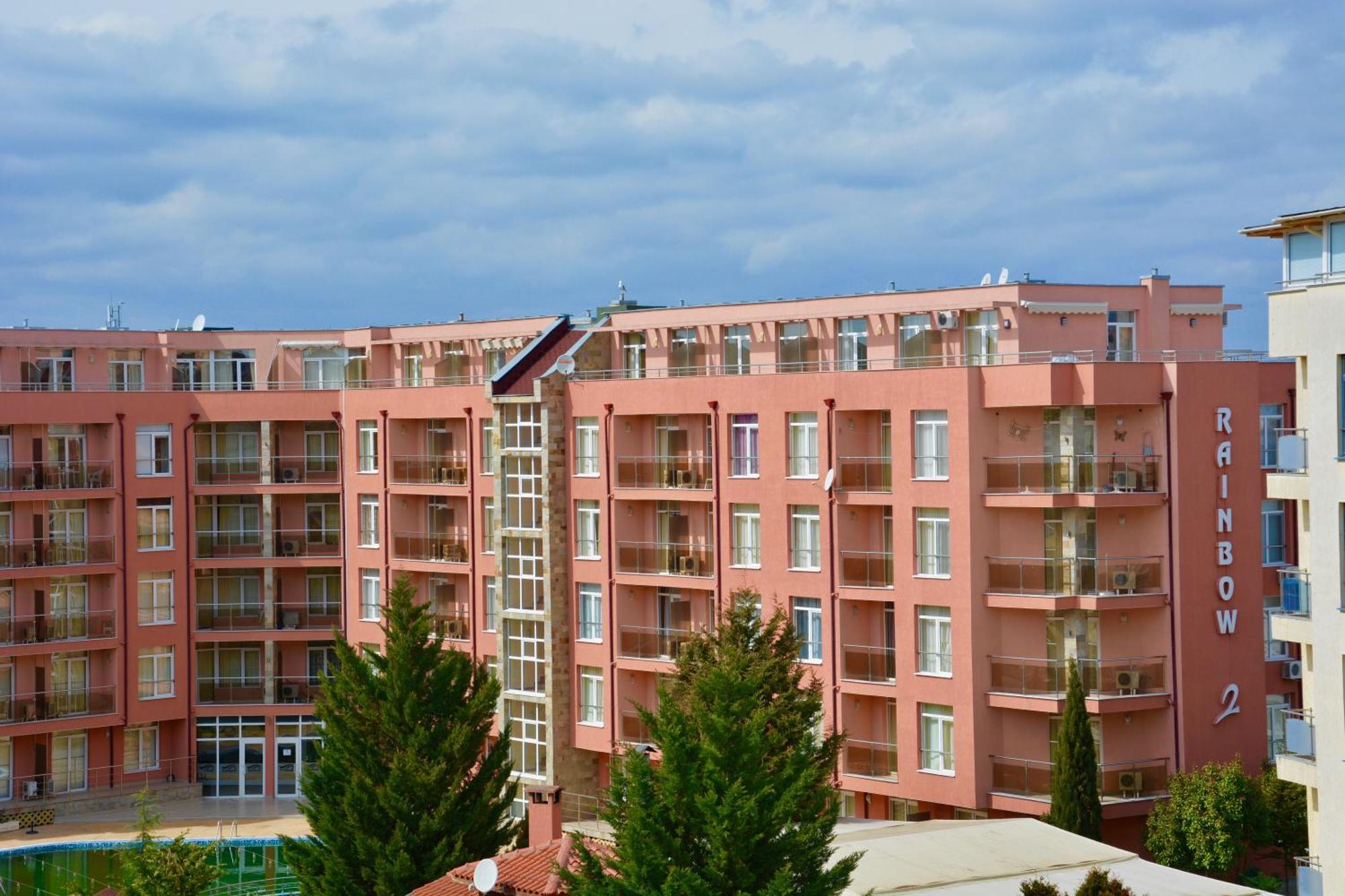 Rainbow 2 Holiday Complex Pantai Sunny Bagian luar foto